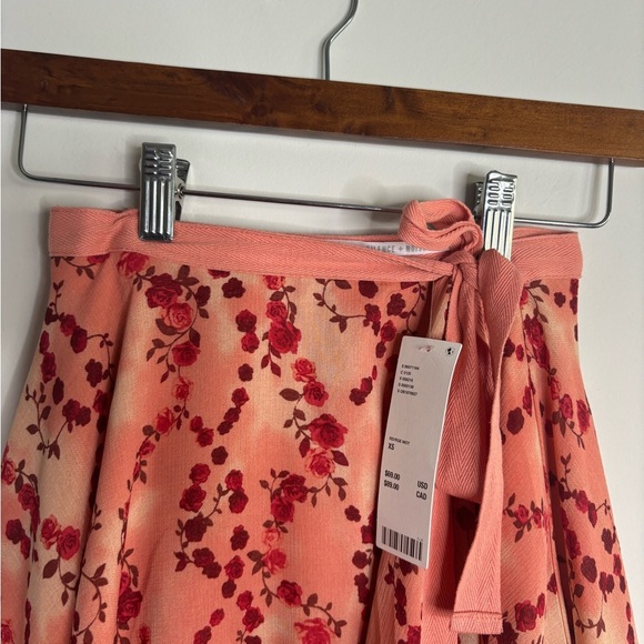 NWT Silence + Noise red/ pink color high and low wrap around skirt size‎ XS - Picture 2 of 6